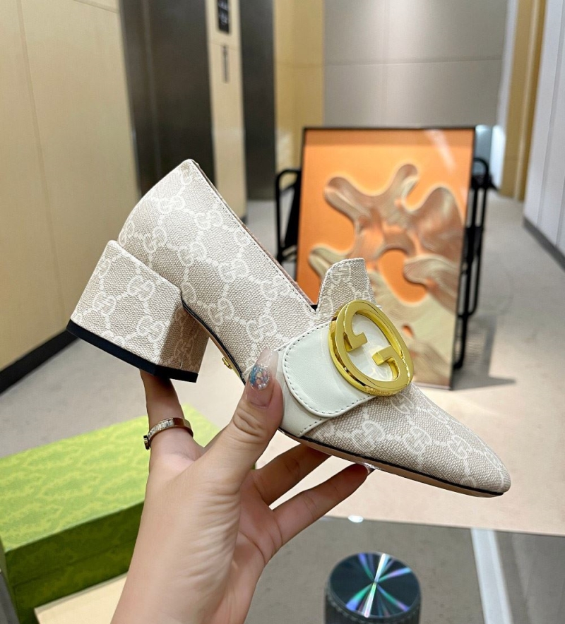 G*u*i high heels